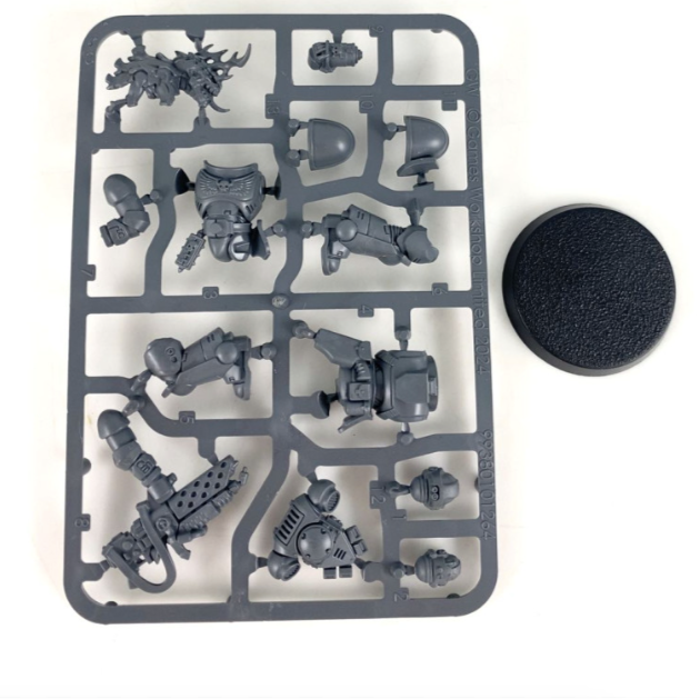 Warhammer 40k Special Edition Space Marine Infernus Sergeant  New on Sprue